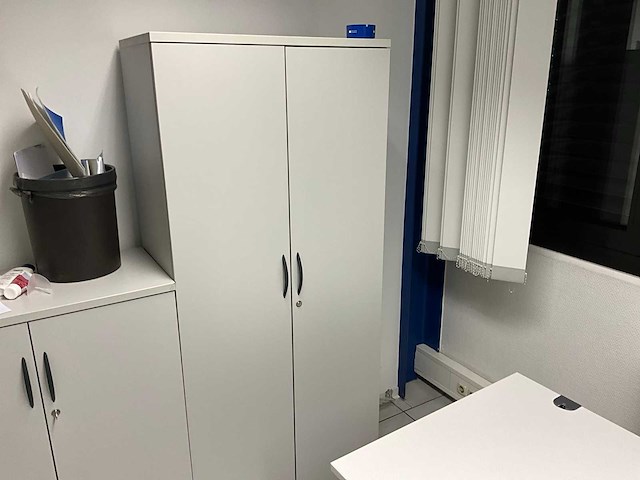 Partij kantoormeubilair en ict - afbeelding 45 van  65