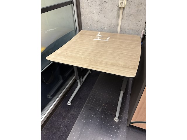 Partij kantoormeubilair - afbeelding 42 van  57