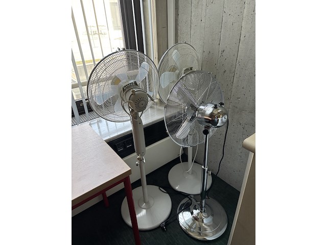 Partij kantoormeubilair - afbeelding 52 van  57