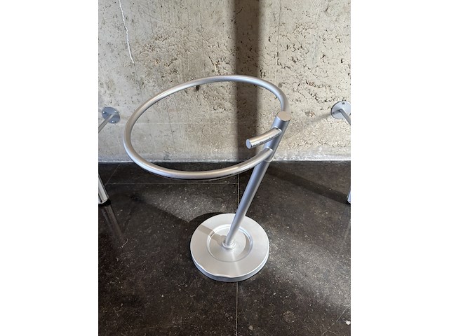 Partij kantoormeubilair - afbeelding 53 van  57