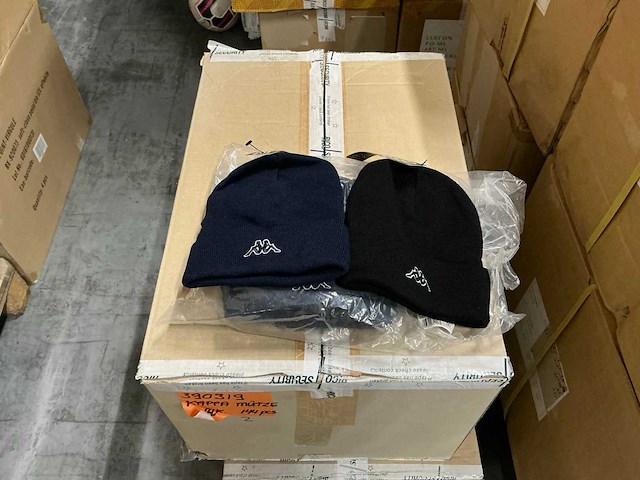 Partij kappa mutsen (144x) - afbeelding 1 van  4