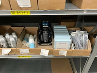 Partij kappersbenodigdheden en lichaamsverzorging - afbeelding 6 van  10