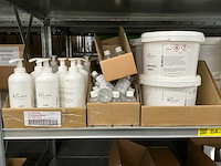 Partij kappersbenodigdheden en lichaamsverzorging - afbeelding 9 van  10