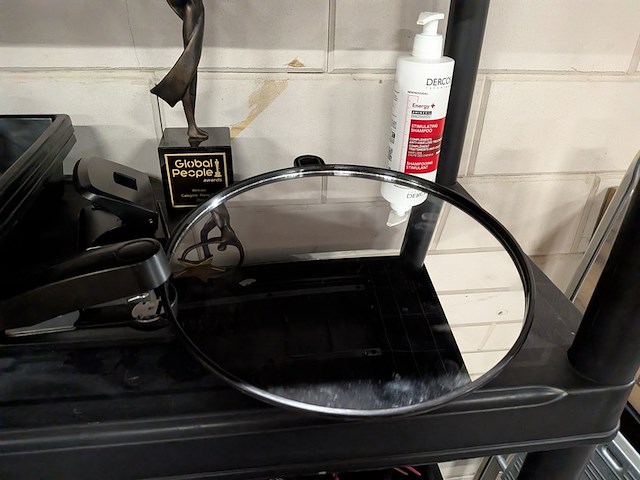 Partij kappersbenodigdheden - afbeelding 14 van  30