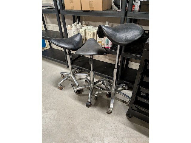 Partij kappersbenodigdheden - afbeelding 12 van  30