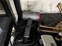 Partij kappersbenodigdheden - afbeelding 27 van  30