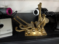 Partij kappersbenodigdheden - afbeelding 30 van  30