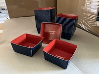 Partij kartonnen bakjes - afbeelding 1 van  6