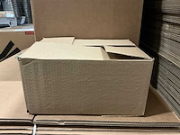 Partij kartonnen dozen 30x22x15,5cm (1225x) - afbeelding 1 van  3