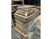 Partij kartonnen dozen en verpakkingsmaterialen - afbeelding 11 van  12