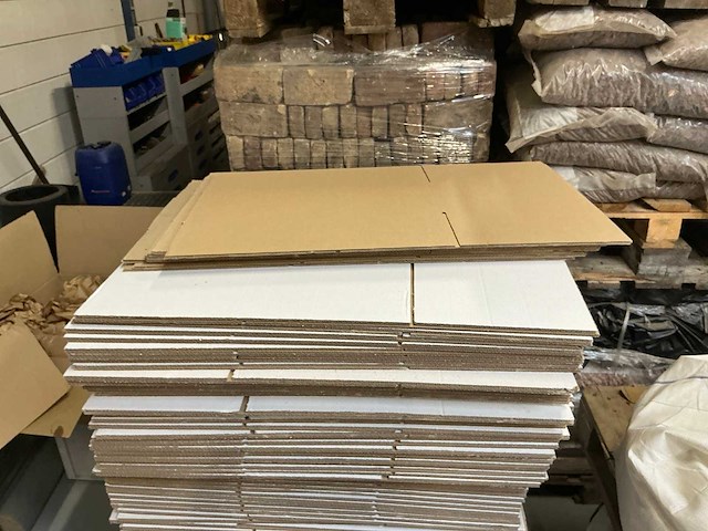 Partij kartonnen dozen - afbeelding 3 van  5