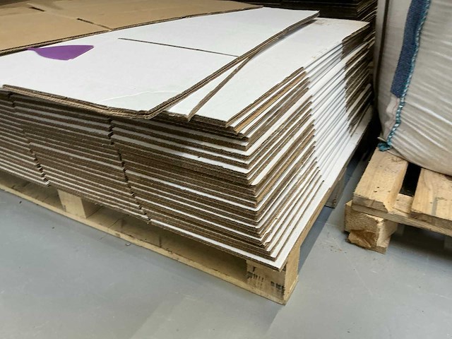 Partij kartonnen dozen - afbeelding 5 van  5