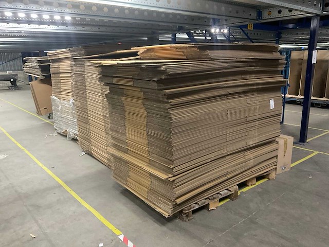 Partij kartonnen dozen - afbeelding 5 van  10