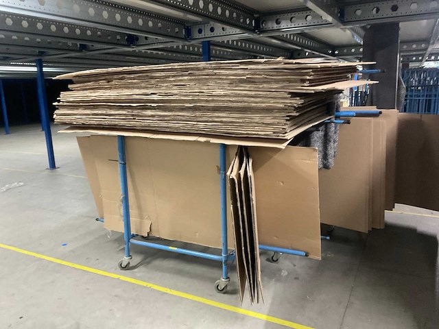 Partij kartonnen dozen - afbeelding 10 van  10