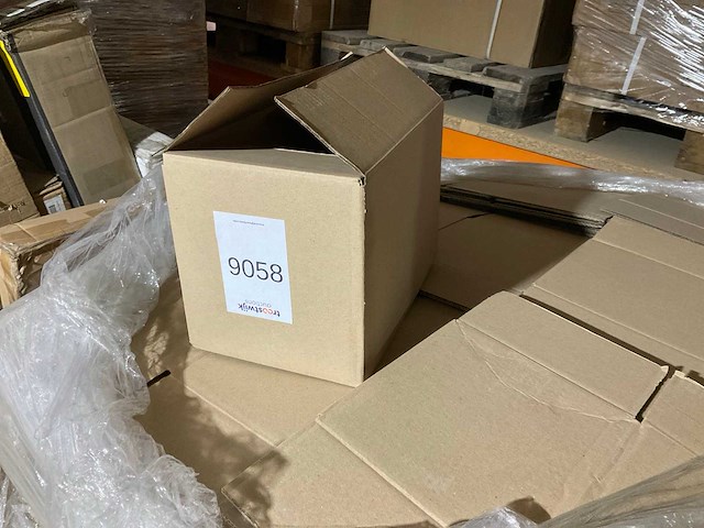 Partij kartonnen dozen - afbeelding 2 van  2