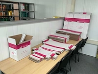 Partij kartonnen dozen