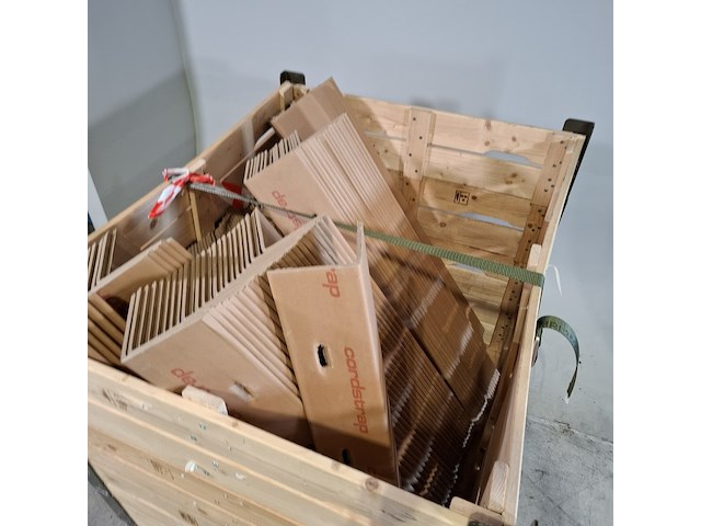 Partij kartonnen hoekprofielen, cordstrap - afbeelding 8 van  8