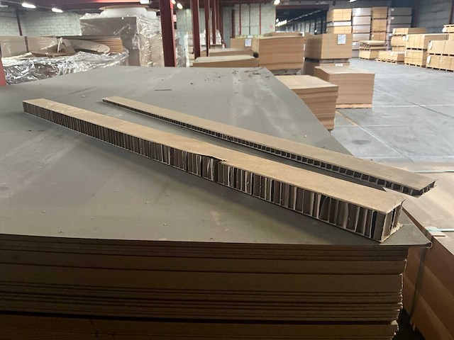 Partij kartonnen honingraatstrips - afbeelding 4 van  7