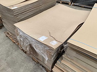 Partij kartonnen palletdeksels (ca. 735x) - afbeelding 2 van  3