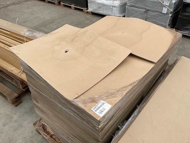Partij kartonnen palletdeksels (ca. 735x) - afbeelding 3 van  3