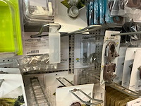 Partij kastdeuronderdelen, grepen en sloten - afbeelding 13 van  47