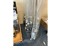 Partij kastdeuronderdelen, grepen en sloten - afbeelding 22 van  47