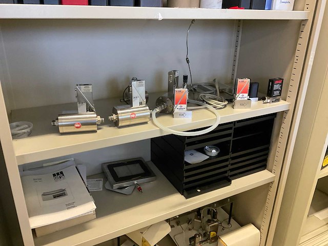 Partij kasten en magazijnstelling met inhoud - afbeelding 10 van  30