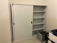 Partij kasten en magazijnstelling met inhoud - afbeelding 24 van  30