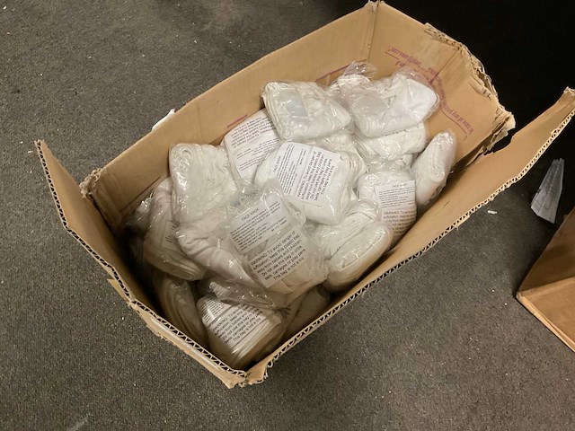 Partij katoenen mondmaskers - afbeelding 4 van  5