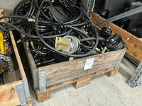 Partij katrollen en hydraulische leiding - afbeelding 4 van  4
