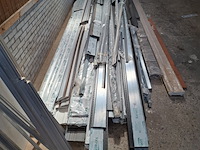 Partij keralit gevelpanelen, diverse kleuren - afbeelding 6 van  18