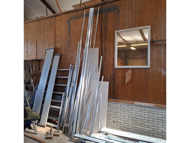 Partij keralit gevelpanelen, diverse kleuren - afbeelding 7 van  18