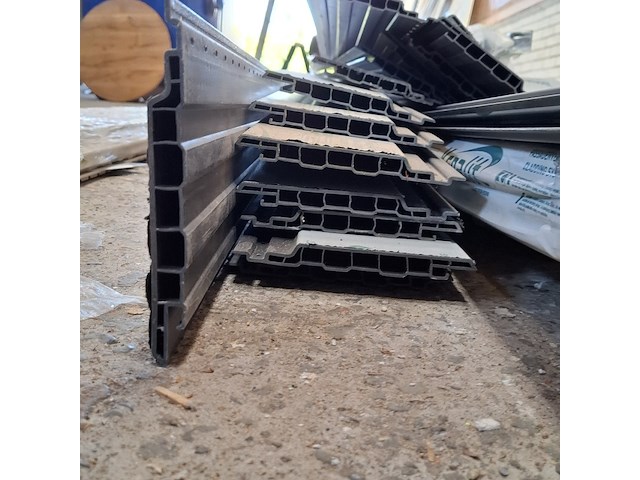 Partij keralit gevelpanelen, diverse kleuren - afbeelding 16 van  18