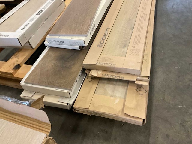 Partij keramisch parket restdelen - afbeelding 2 van  3