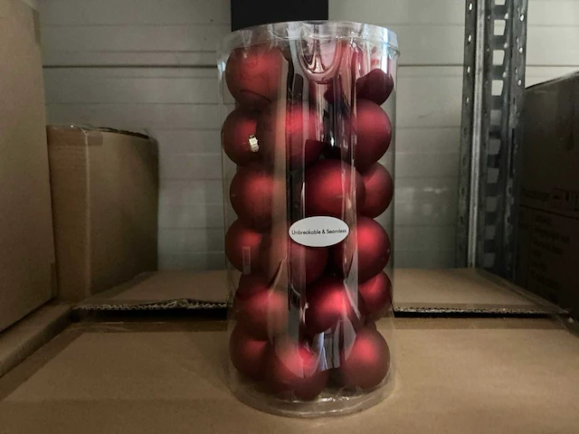 Partij kerstballen unbreakable d5cm x-mas red 30/tube (80x) - afbeelding 1 van  4