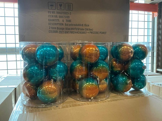 Partij kerstballen unbreakable&seamless d10cm 2-tone 9/tube (117 tubes) - afbeelding 1 van  5
