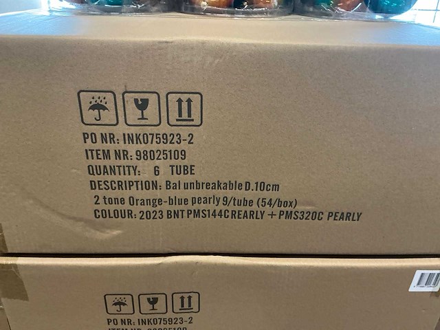 Partij kerstballen unbreakable&seamless d10cm 2-tone 9/tube (117 tubes) - afbeelding 4 van  5