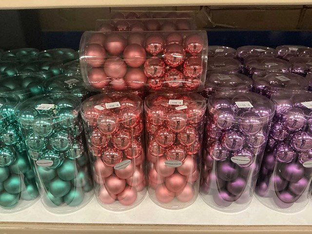 Partij kerstballen unbreakable&seamless d5cm 30/tube (47 tubes) - afbeelding 3 van  5