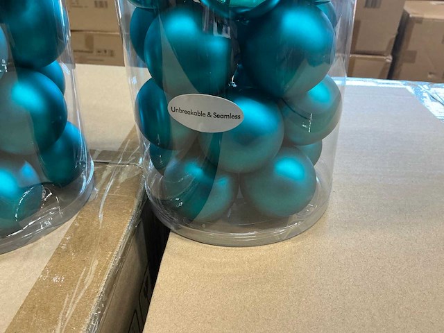Partij kerstballen unbreakable&seamless d5cm blue 16/tube (132 tubes) - afbeelding 3 van  5