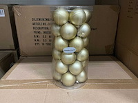 Partij kerstballen unbreakable&seamless d5cm gold-matt 30/tube (144 tubes) - afbeelding 1 van  1