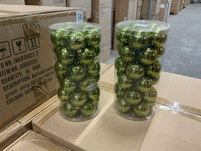 Partij kerstballen unbreakable&seamless d5cm green-shiny 30/tube (114 tubes) - afbeelding 1 van  4
