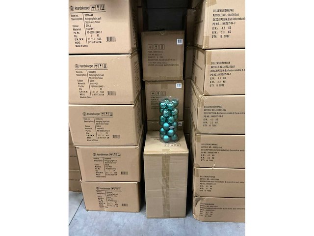 Partij kerstballen unbreakable&seamless d7cm l.blue 24-tube (40 tubes) - afbeelding 3 van  4