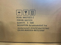 Partij kerstballen unbreakable&seamless d7cm manderine matt-shiny 24/tube (90 tubes) - afbeelding 4 van  4