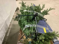 Partij kerstbomen - afbeelding 5 van  5