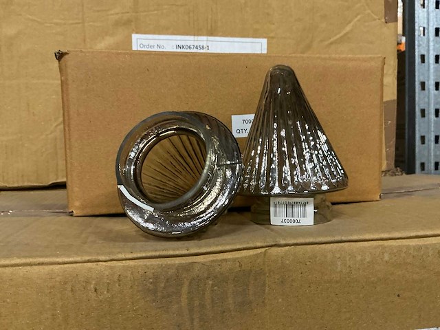 Partij kerstboom rib luster d9/h12,5cm bruin (108x) - afbeelding 4 van  4