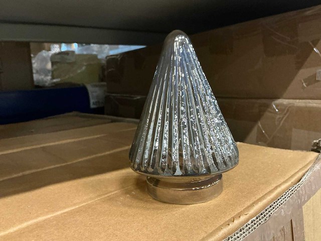 Partij kerstboom rib luster d9/h12,5cm bruin (36x) - afbeelding 1 van  5