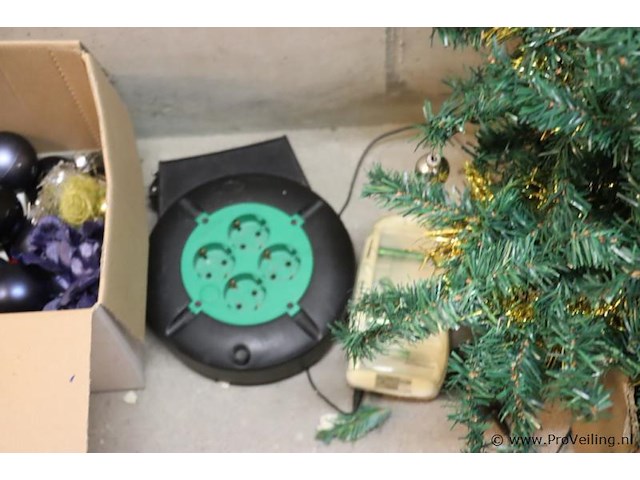 Partij kerstdecoratie o.a. kerstballen & verlichting - afbeelding 3 van  8