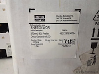 Partij kerstdecoratie o.a. kunstkerstbomen en kerstballen - afbeelding 2 van  12