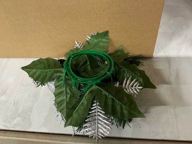 Partij kerstkransjes d7,6/18cm (144x) - afbeelding 2 van  3