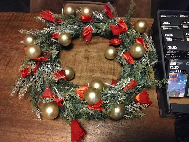 Partij kerstversiering - afbeelding 2 van  4